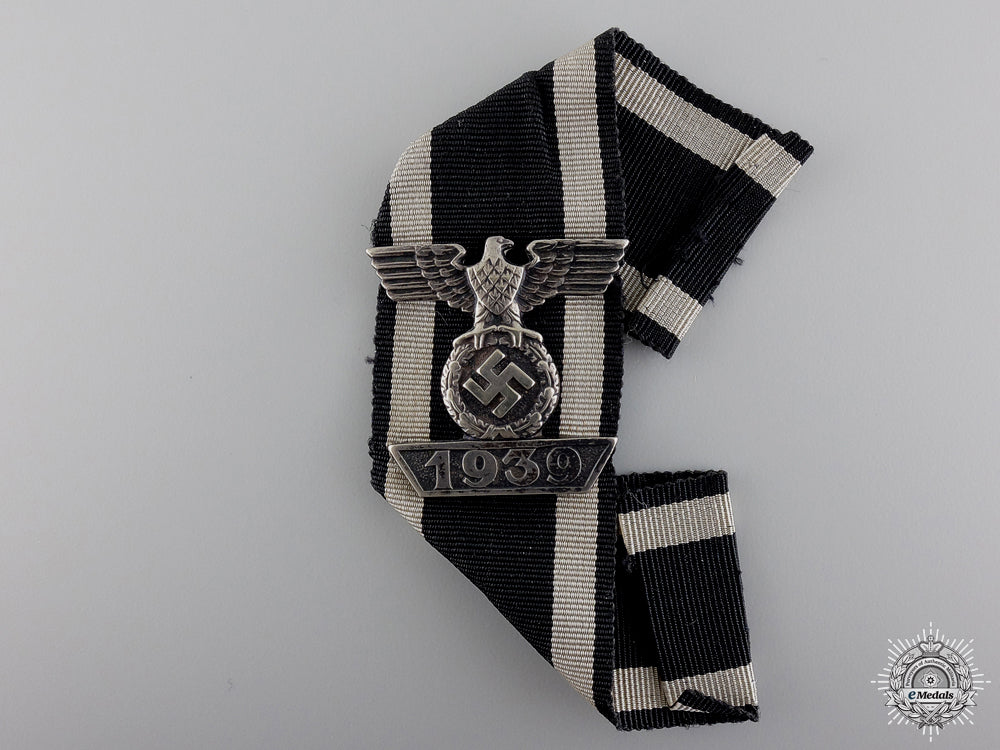 a_clasp_to_the_iron_cross_second_class1939;_second_version_a_clasp_to_the_i_54ba77f3e8f84