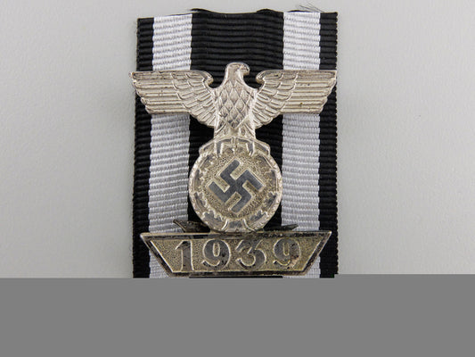 a_clasp_to_the_iron_class1939_by_w._deumer_a_clasp_to_the_i_5563878b40f19