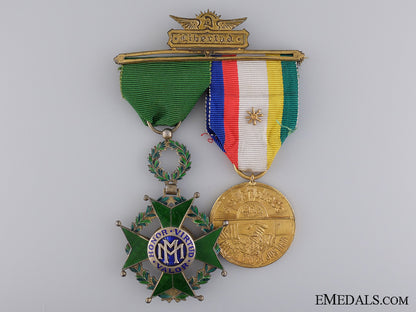 a_cuban_military_medal_libertad_pairing_a_cuban_military_53fb5911d9ca5