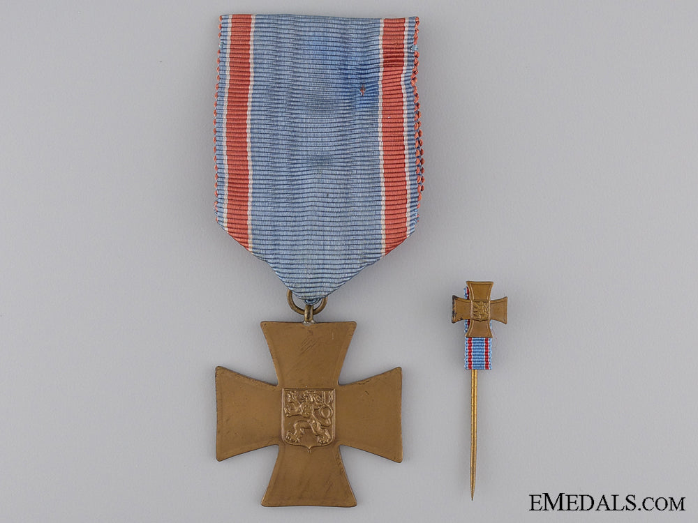 a_czech_volunteer_cross_for1918-1919_a_czech_voluntee_53ea63fb09c6c