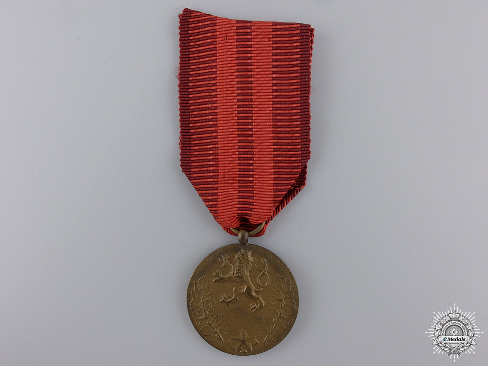 a_czechoslovakian_medal_for_service_to_the_homeland_a_czechoslovakia_54e77d878bfdf