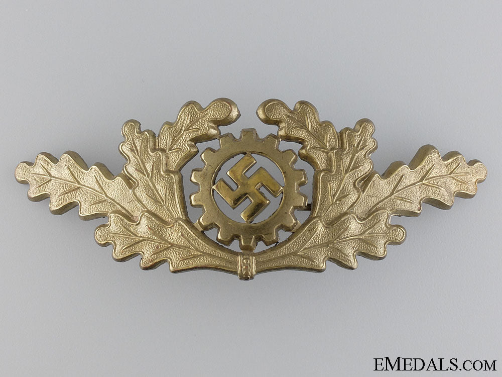 a_daf(_deutsches_arbeits_front)_visor_insignia_a_daf__deutsches_54610f5be7a3b