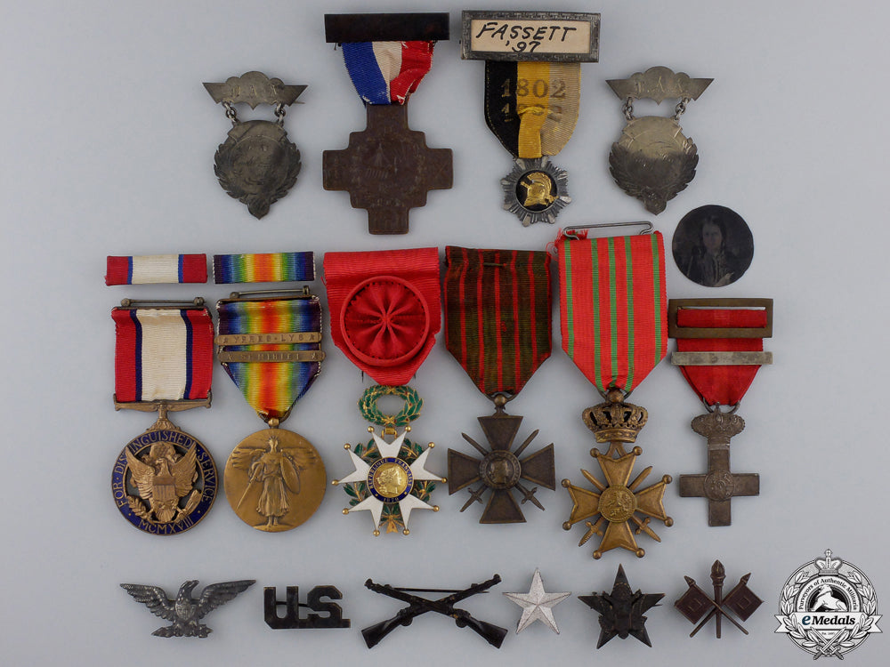 a_dsm_group_to_brigadier_general_william_mason_fassett;37_th_infantry_division_a_dsm_group_to_b_5522b612a392c