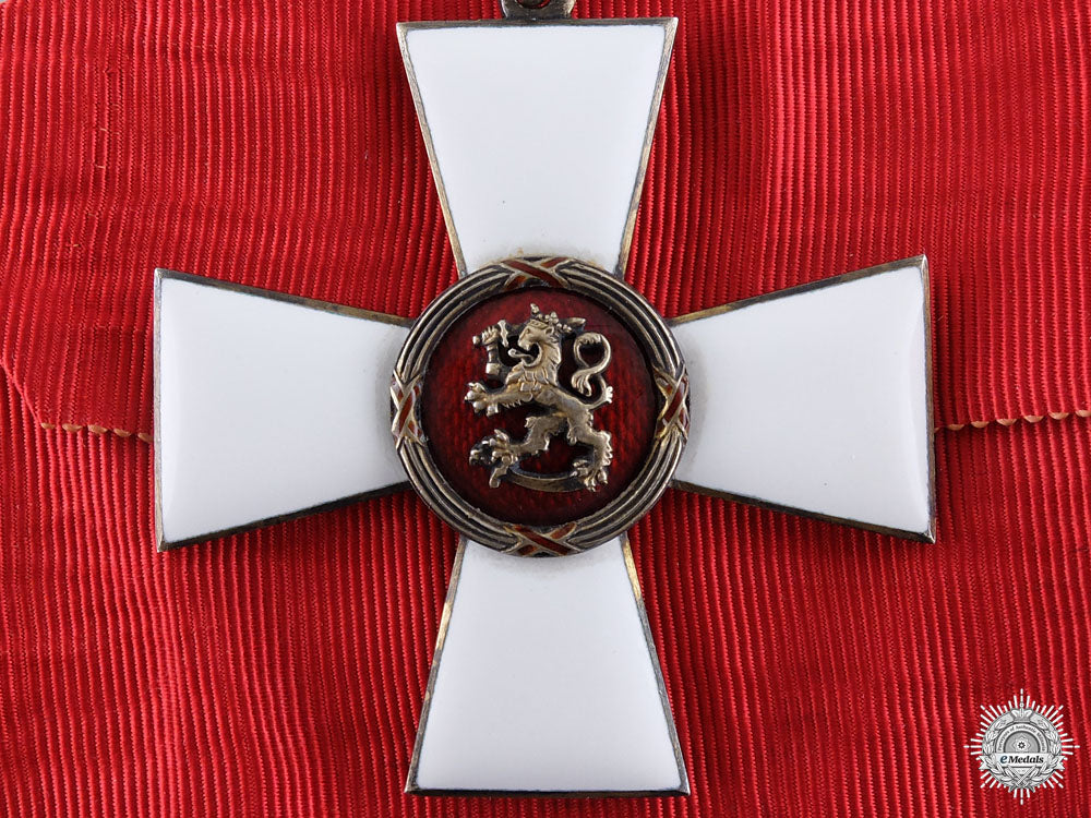a_finnish_order_of_the_lion;_commander's_neck_cross_a_finnish_order__547f33f49cad4