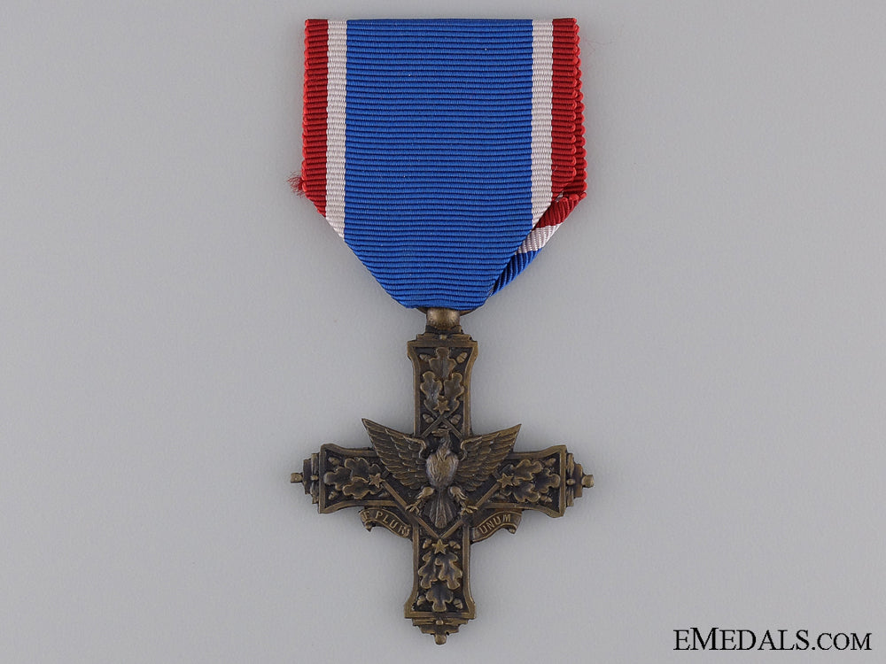 a_first_war_american_distinguished_service_cross_a_first_war_amer_53ee16f4e32cb