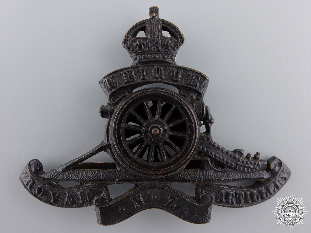 a_first_war_royal_new_zealand_artillery_cap_badge_a_first_war_roya_54e8ceb4e098c