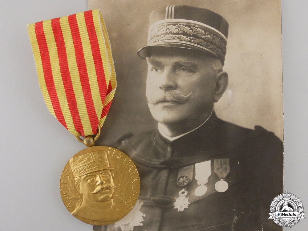 a_first_war_spanish_volunteer’s“_joffre"_medal_a_first_war_span_5569caffad697