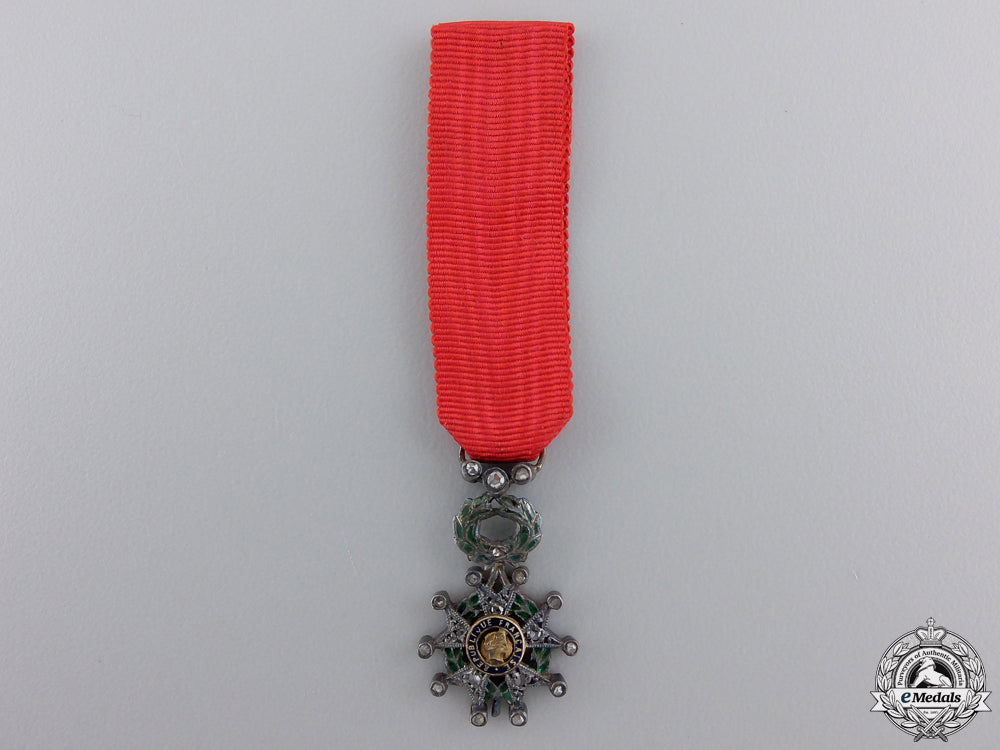 a_french_legion_d'honneur_in_gold_and_diamonds_a_french_legion__551c309137cf2