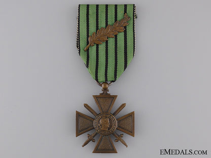 a_french_wwii_war_cross;_type_ii(_vichy_government)_a_french_wwii_wa_53ee0dd54fe46