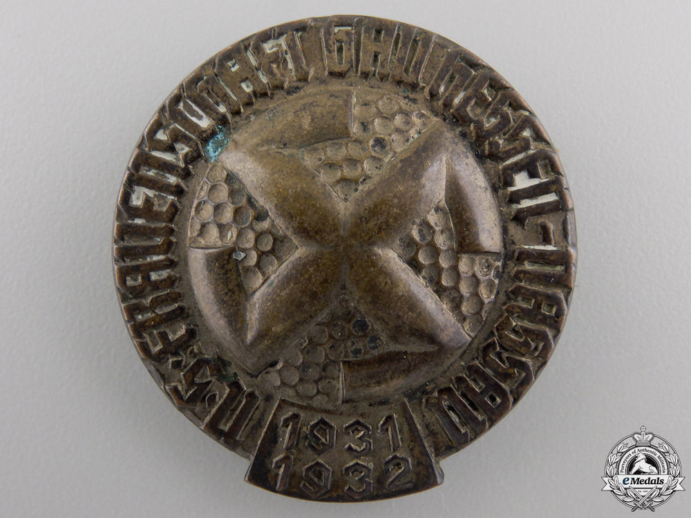 a_gau_hessen-_nassau_ns_women's_organization_honour_badge_a_gau_hessen_nas_55706ae07697f