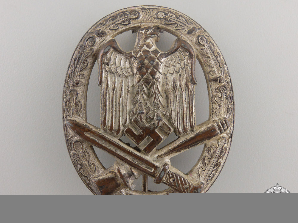 a_general_assault_badge;_unmarked__a_general_assau_55847ca48cab3