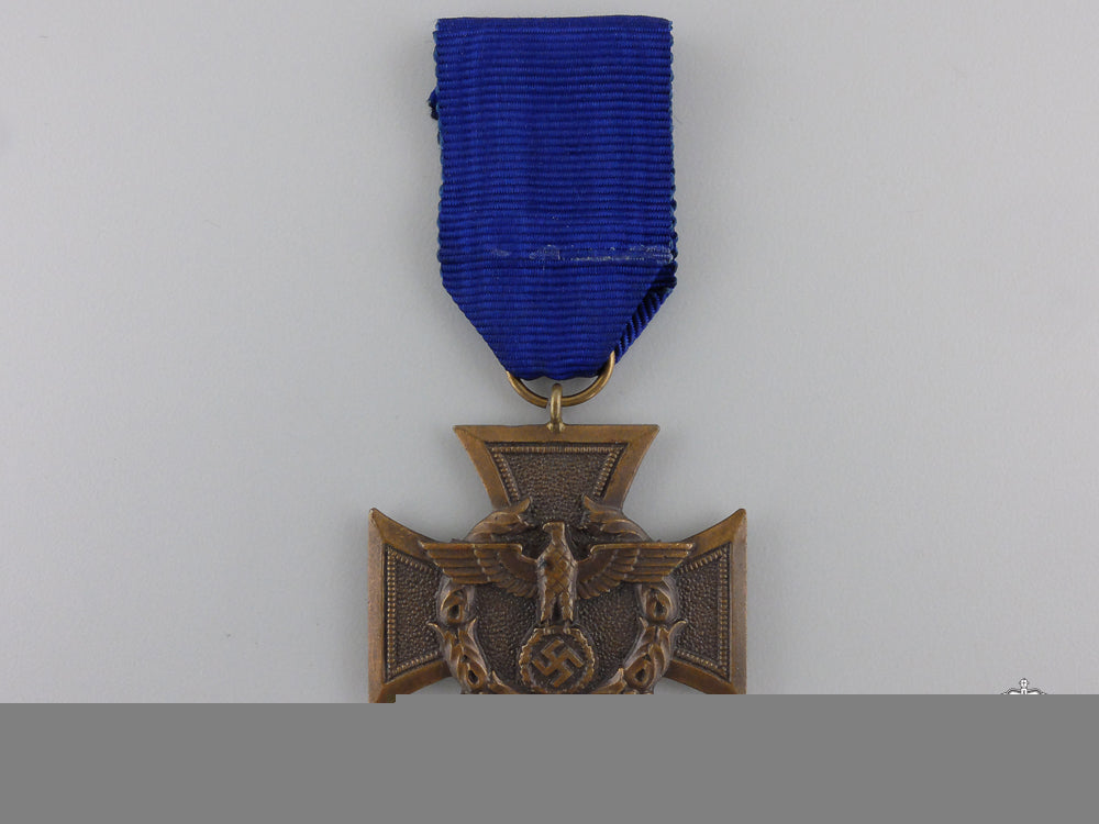 a_german_customs_service_decoration_a_german_customs_5548fa8a235bf