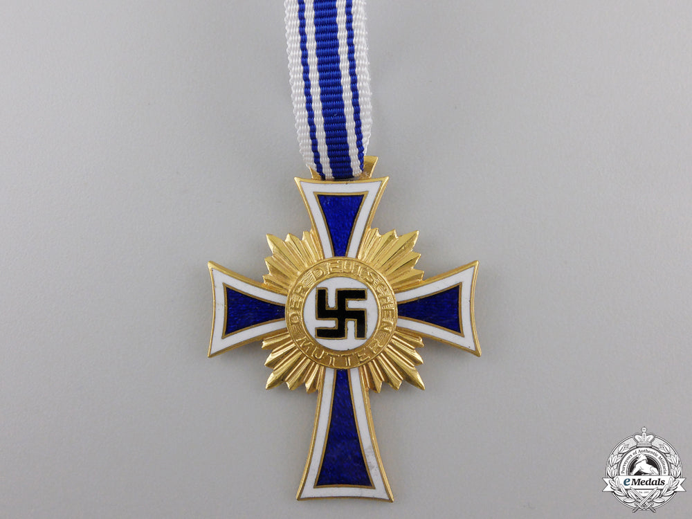 a_german_mother's_cross;_gold_grade_a_german_mother__553b9a19e2bd2