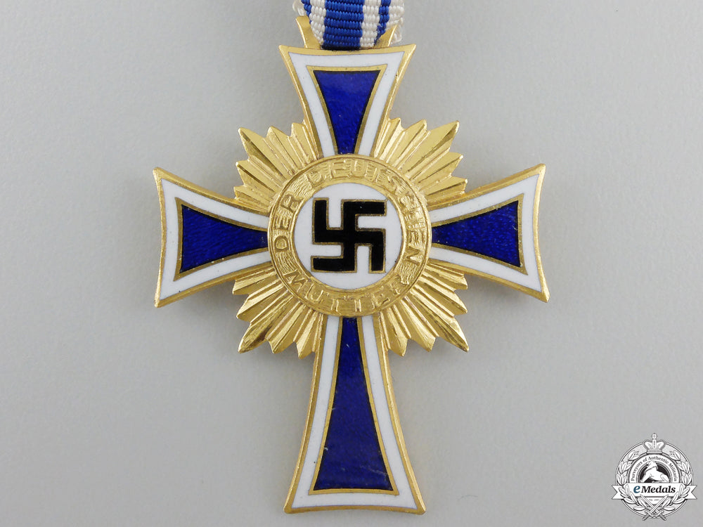 a_german_mother's_cross;_gold_grade_a_german_mother__55c4ba797d691