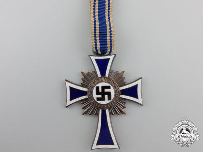 a_german_mother's_cross;_bronze_grade_a_german_mother__55d766e8658d9