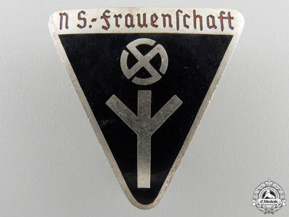 a_german_women's_league_membership_badge;_type_iii_a_german_women_s_55c62a14c69e7