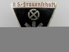 A German Women's League Membership Badge; Type Iii