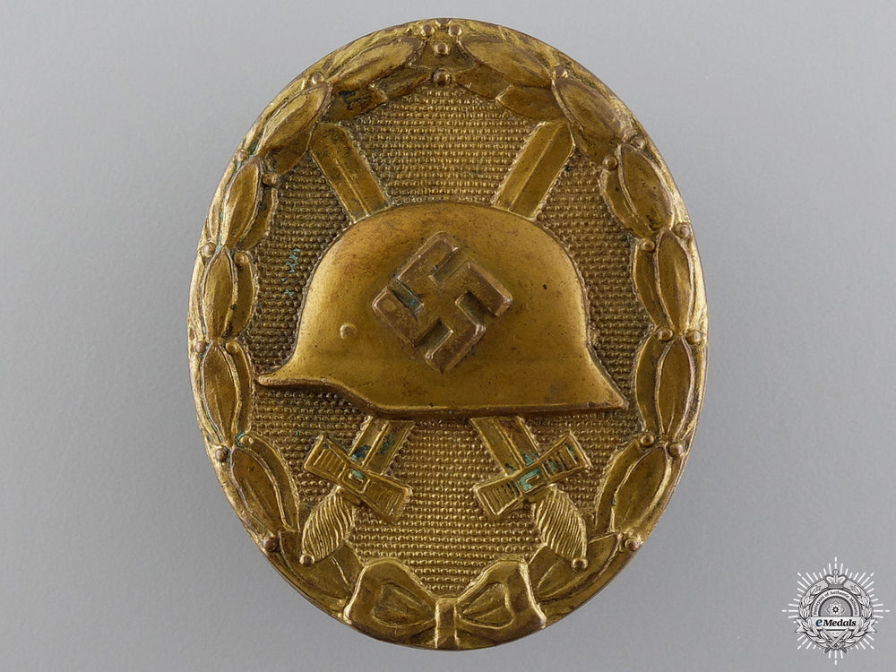 a_gold_grade_wound_badge;_unmarked_a_gold_grade_wou_549856992a82e