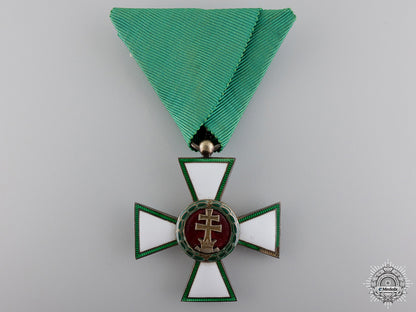 a_hungarian_order_of_merit;5_th_class_a_hungarian_orde_54b551c4681b7