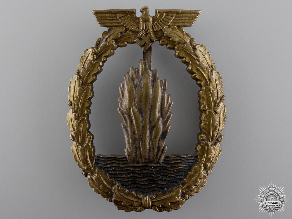 a_kriegsmarine_minesweeper_war_badge;_named_to_ben_joro_a_kriegsmarine_m_54bd438ad7723