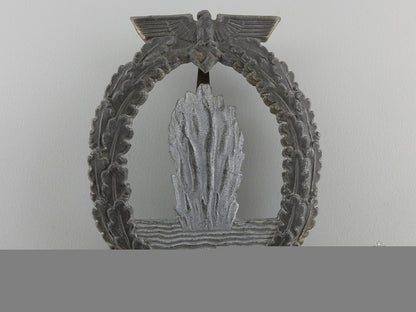 a_kriegsmarine_minesweeper_war_badge_by_rudolf_karneth&_söhne_a_kriegsmarine_m_55cb66d7ca93f