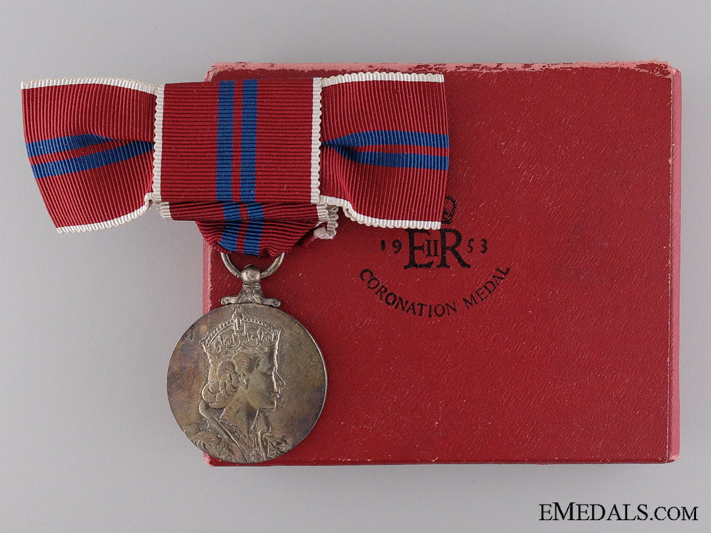 a_ladies1953_qeii_coronation_medal_with_case_a_ladies_1953_qe_5421ad5e805aa