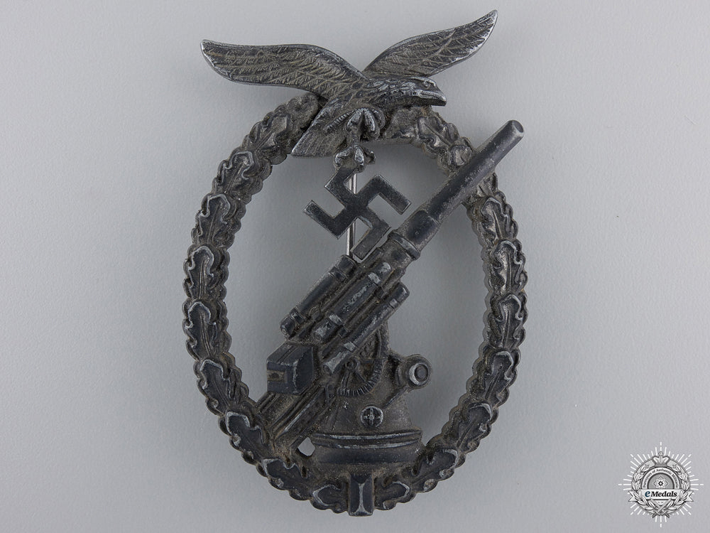 a_late_war_luftwaffe_flak_badge_a_late_war_luftw_550887545a782