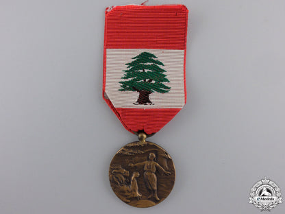 a_lebanese_medal_of_merit;4_th_class_a_lebanese_medal_552eb5741a385