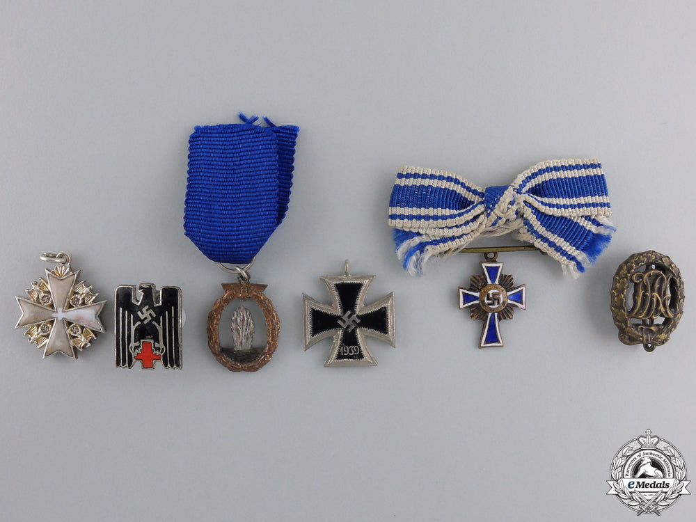 a_lot_of6_third_reich_miniatures_a_lot_of_6_third_5515a1105d0ed