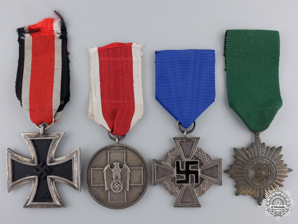 a_lot_of_four_third_reich_awards_a_lot_of_four_th_54df74fe78bc2