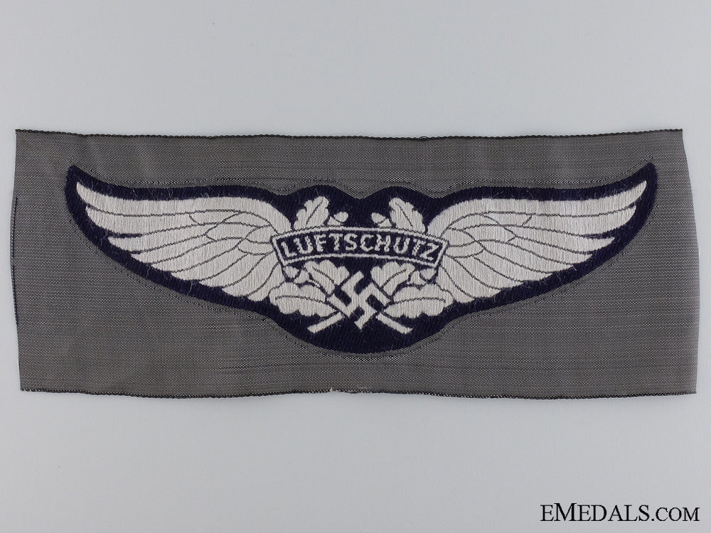 a_luftschutz_cloth_insignia_a_luftschutz_clo_546b9bb986fba