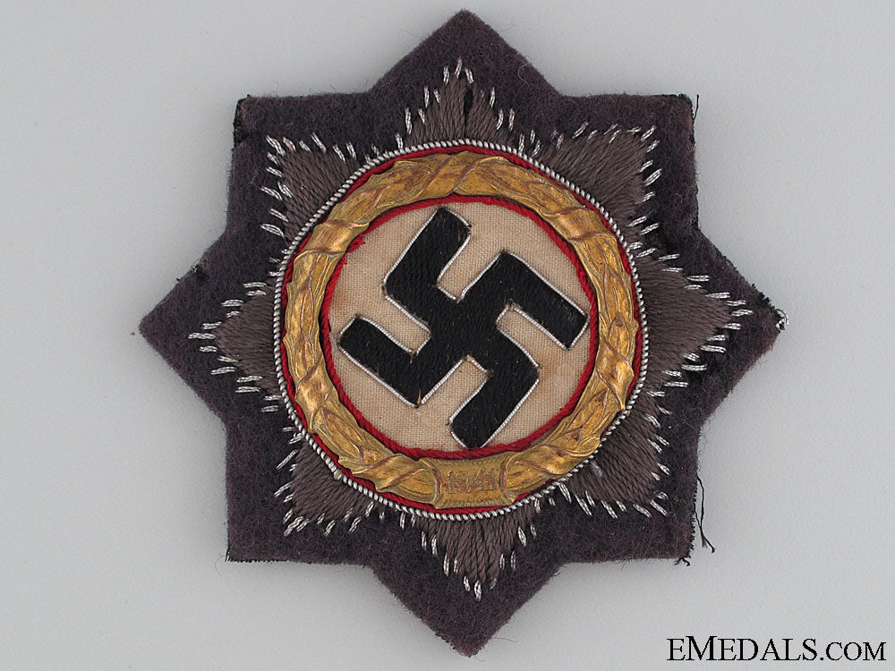 a_luftwaffe_issue_german_cross_in_gold_a_luftwaffe_issu_526e9f0dbf84d