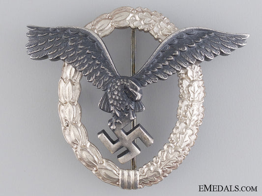 a_luftwaffe_pilot’s_badge_by_berg&_nolte,_lüdenscheid__a_luftwaffe_pil_544540bda740e