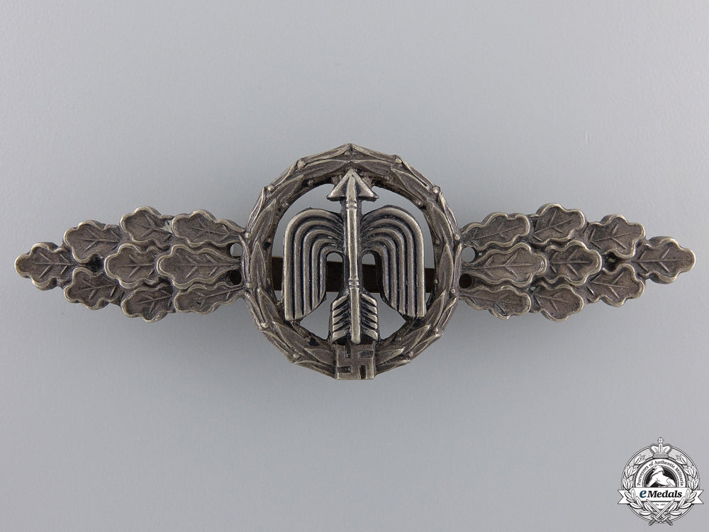a_luftwaffe_short_range_day_fighter_clasp;_silver_grade_a_luftwaffe_shor_5512b22fc2b04