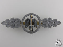 A Luftwaffe Short Range Day Fighter Clasp; Gold Grade