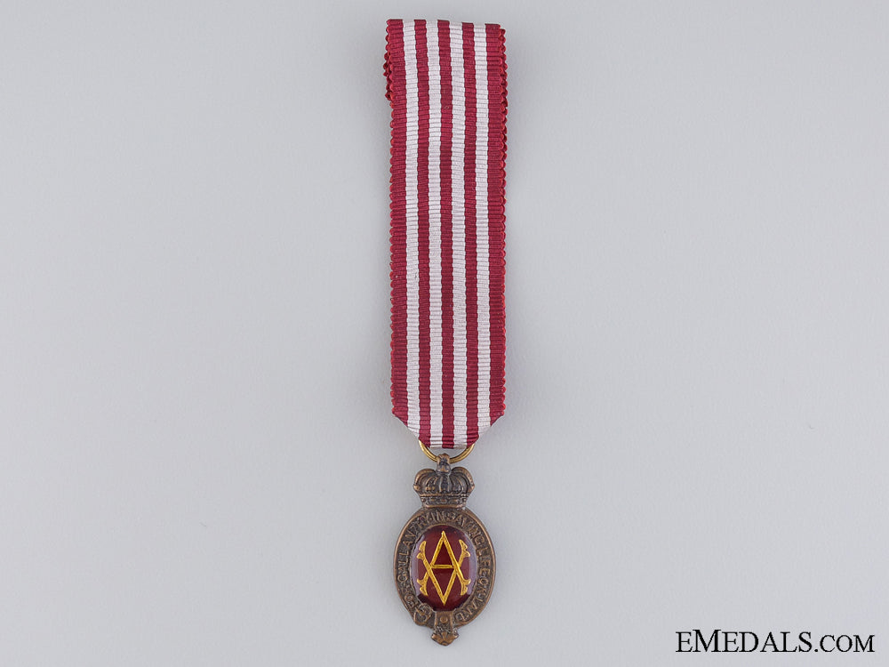 a_miniature_albert_medal;1_st_class_land_service_a_miniature_albe_53f4a4d669fa0