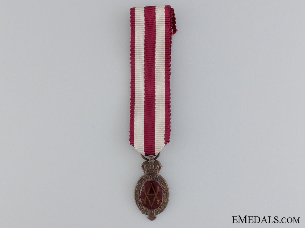 united_kingdom._a_miniature_albert_medal;2_nd_class_land_service_medal_a_miniature_albe_5453c3151a44a_1