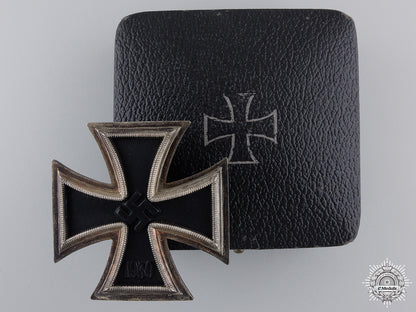 a_mint_iron_cross_first_class1939_with_case_a_mint_iron_cros_5503052b3cb27
