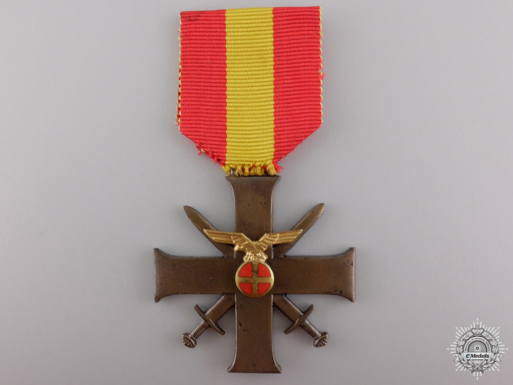 a_norwegian_merit_cross_with_swords1940-45;_quisling_issue_a_norwegian_meri_54a195989b777_1