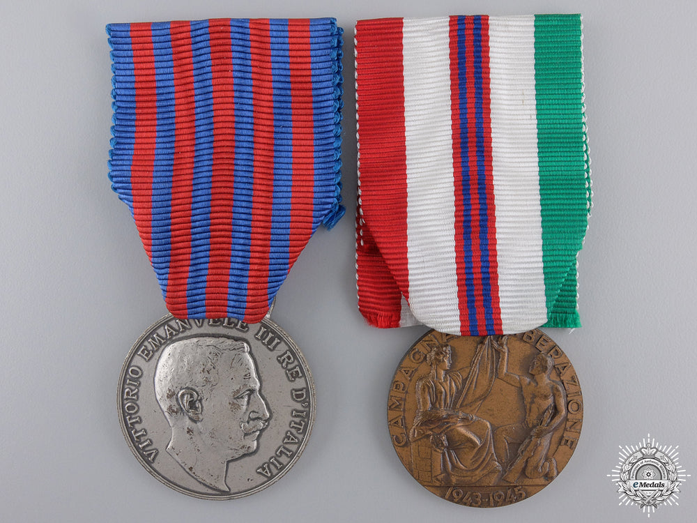 a_pair_of_italian_commemorative_medals_a_pair_of_italia_54dbaa6e92ee3