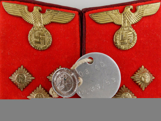 a_pair_of_political_leader_collar_tabs;_gau_level_a_pair_of_politi_557f313cd655d
