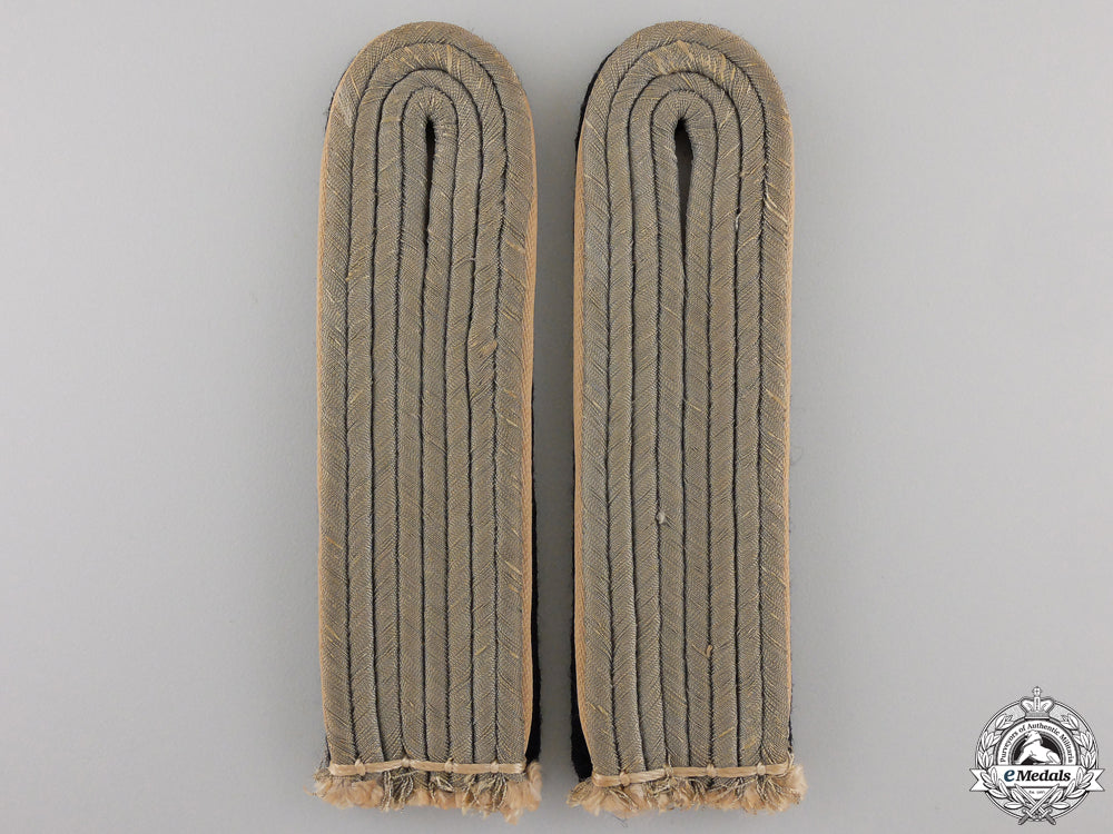 a_pair_of_waffen_ss_shoulder_boards_a_pair_of_waffen_556ca0750d59f