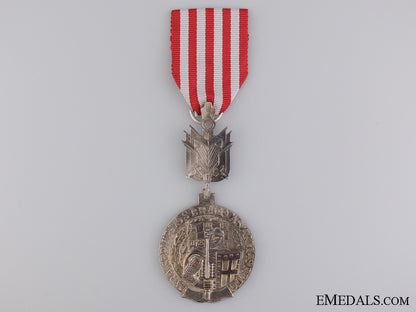 a_portuguese_military_distinguished_service_medal_a_portuguese_mil_53f646fd601c7