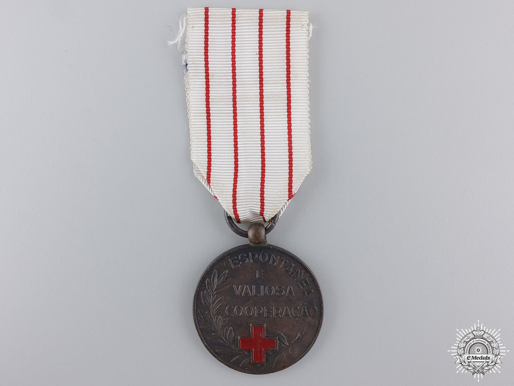 a_portuguese_red_cross_recognition_medal_a_portuguese_red_54e60680a05d6