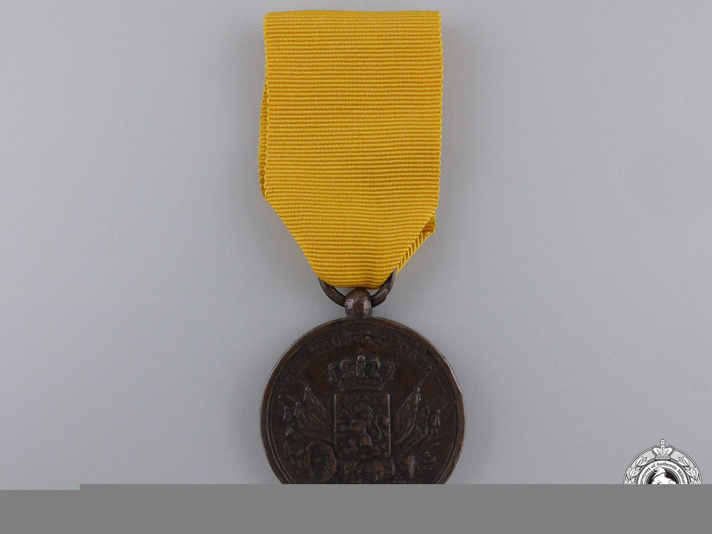 a_pre-1928_dutch_army_long_service_medal;_bronze_grade_a_pre_1928_dutch_55b90dc0d4ca1