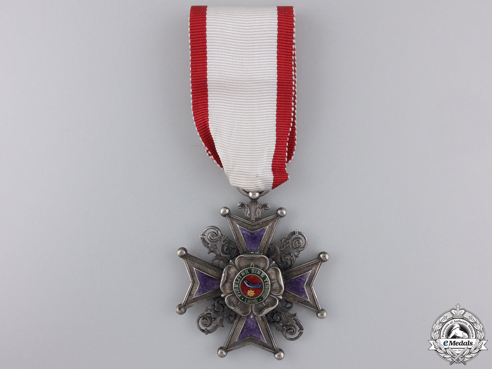 a_rare_lippe-_detmold_order_of_leopold;3_rd_class_a_rare_lippe_det_5516be19a7672