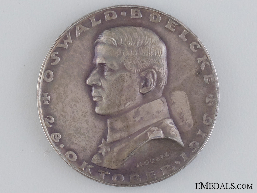 a_rare_oswald_boelcke_silver_medal1916_a_rare_oswald_bo_54416feb5cf97