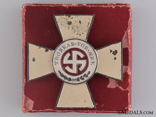 a_rare_schalburg_cross_with_case_a_rare_schalburg_53f39e5c7d4e3
