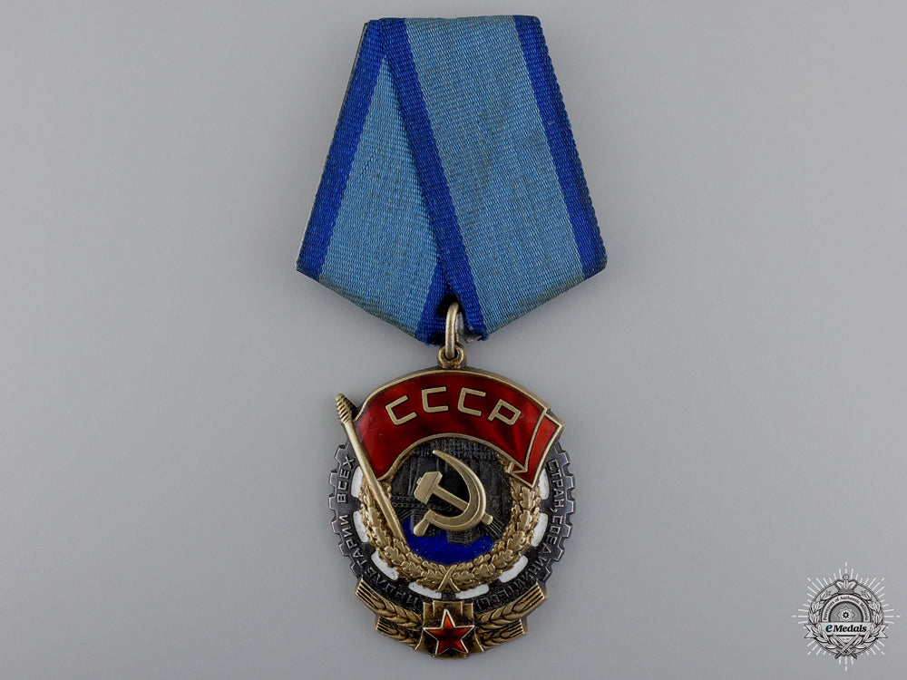 a_russian_order_of_the_red_banner_of_labour;_type6_a_russian_order__54c3bbb7d4305