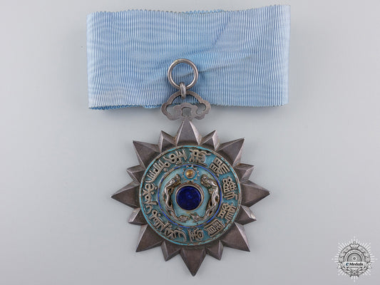 a_scarce_chinese_order_of_the_double_dragon;4_th_class_badge_a_scarce_chinese_5506e5a456fc4